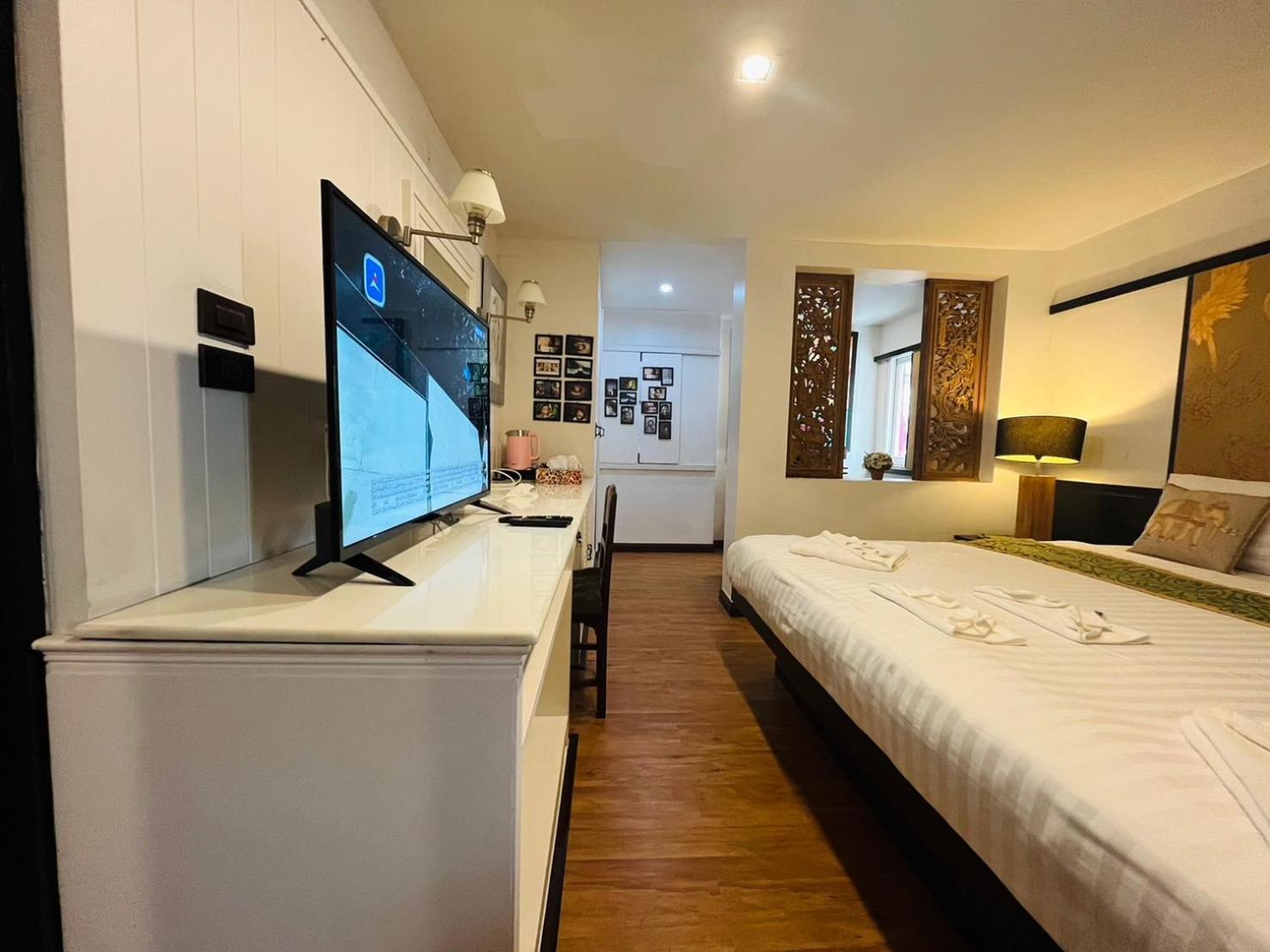Hotel Baipho Lifestyle Patong Exterior foto