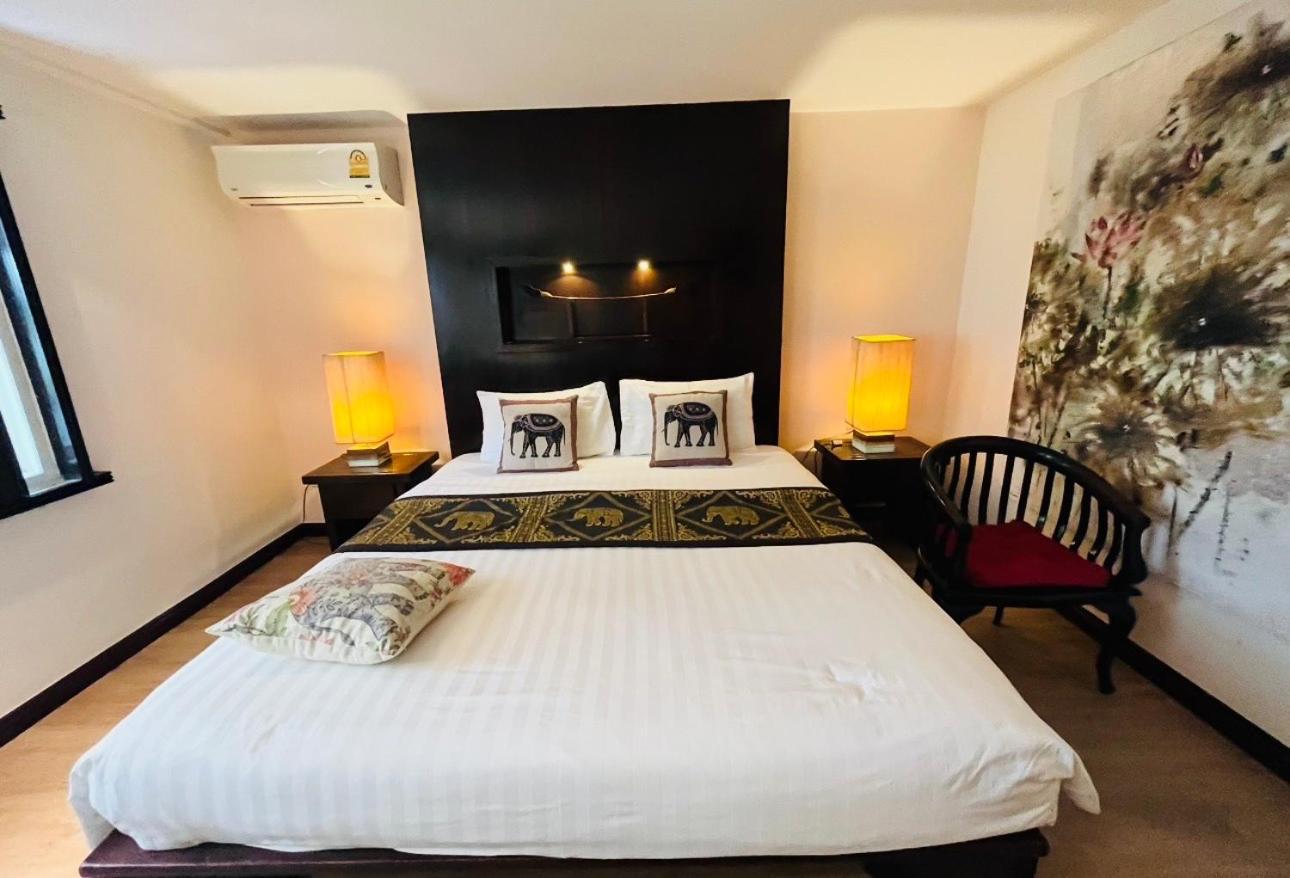 Hotel Baipho Lifestyle Patong Exterior foto