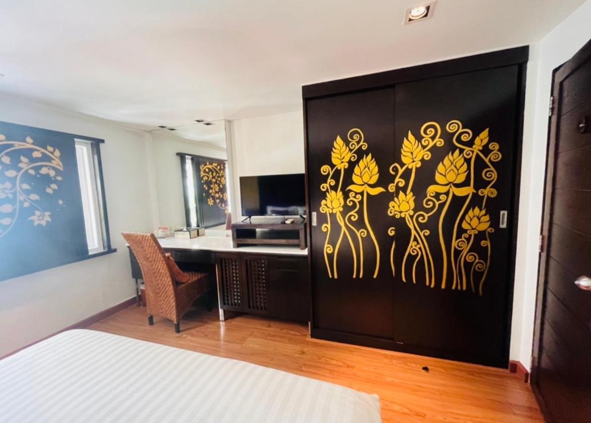 Hotel Baipho Lifestyle Patong Exterior foto